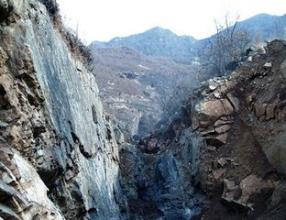 天然鳞片石墨矿在内蒙古被发现(图1)